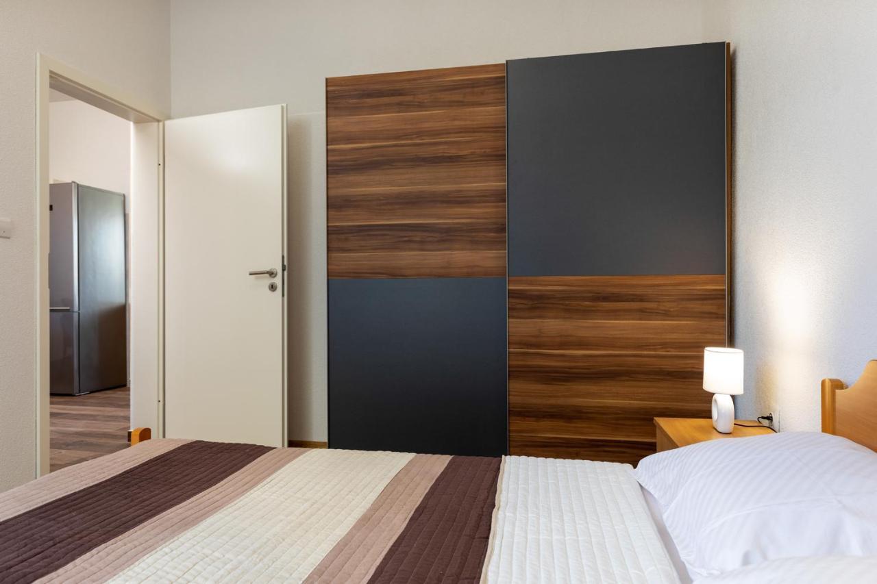 Smaila 1729 Apartma