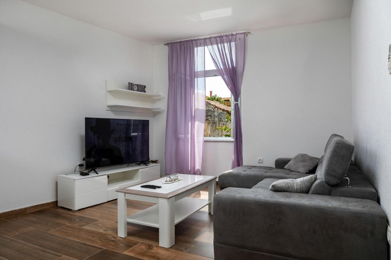 Smaila 1729 Apartma