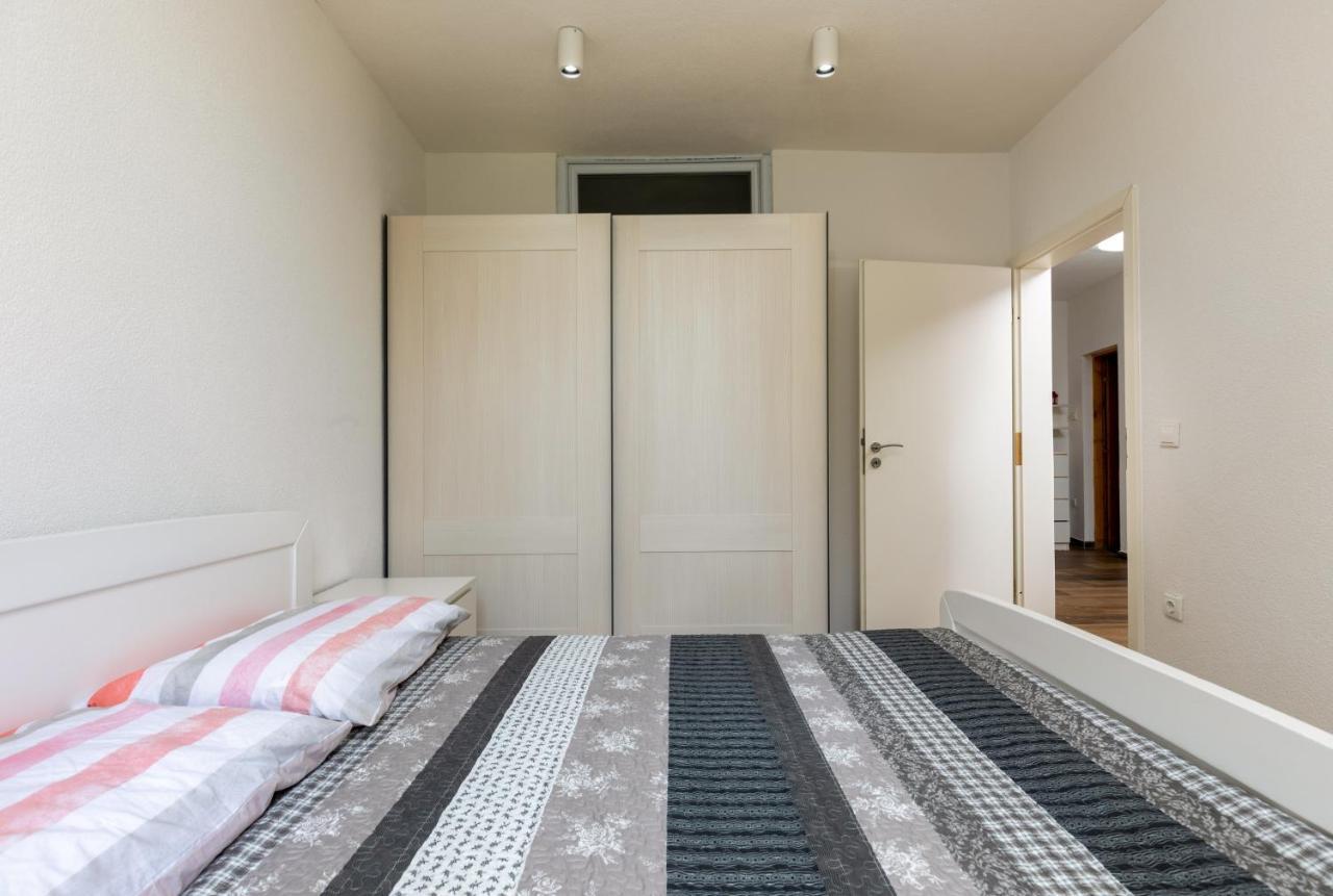 Smaila 1729 Apartma